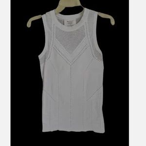 Athleta perforated top tee tank